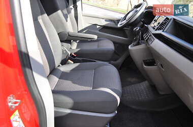 Вантажний фургон Volkswagen Transporter 2021 в 