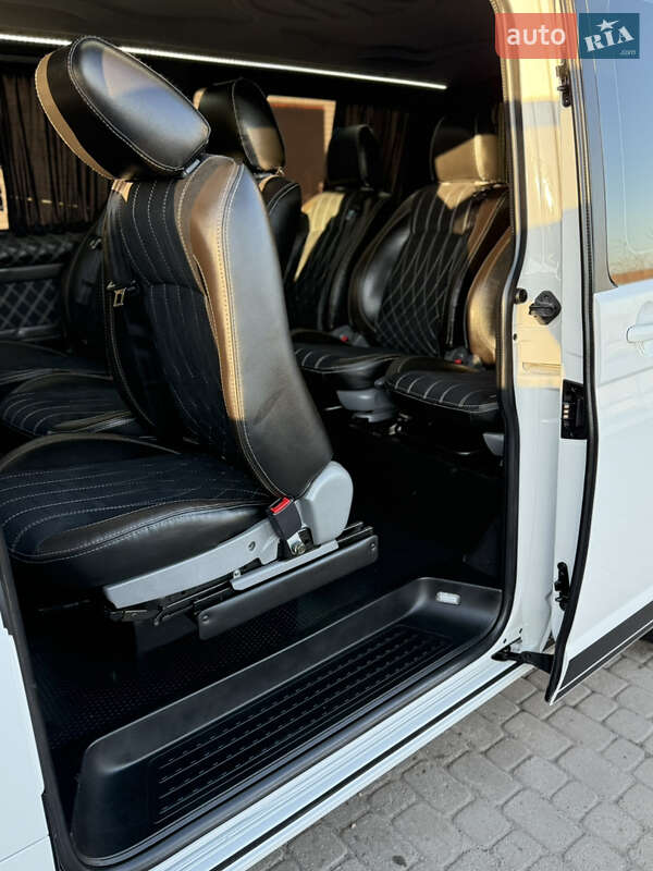 Минивэн Volkswagen Transporter 2018 в Киеве