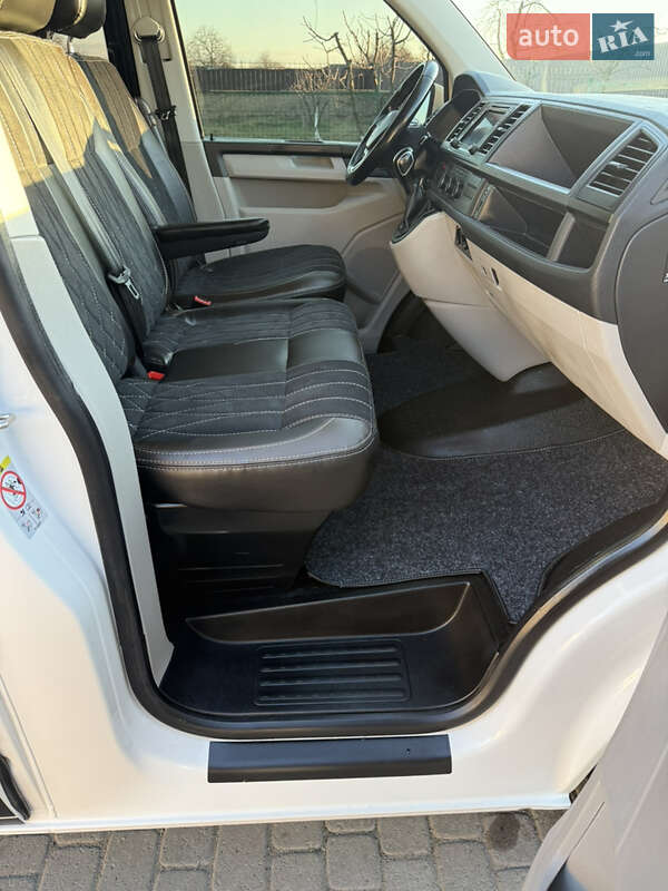 Минивэн Volkswagen Transporter 2018 в Киеве