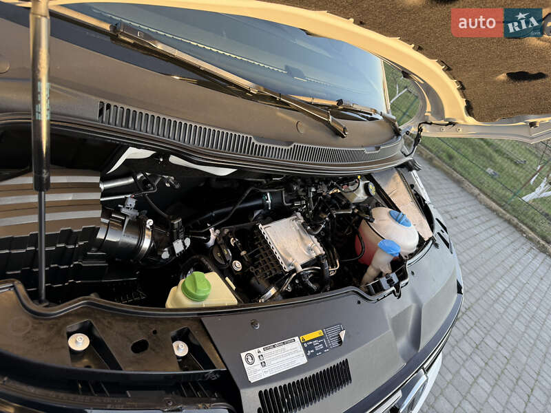 Минивэн Volkswagen Transporter 2018 в Киеве