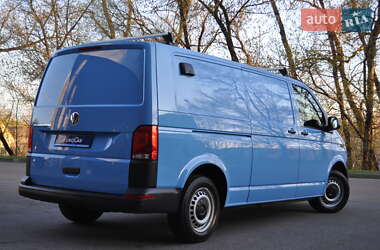 Грузовой фургон Volkswagen Transporter 2021 в 
