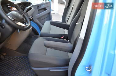 Грузовой фургон Volkswagen Transporter 2021 в 