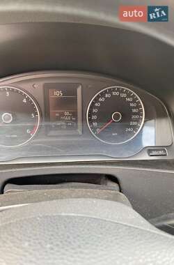 Грузовой фургон Volkswagen Transporter 2011 в 
