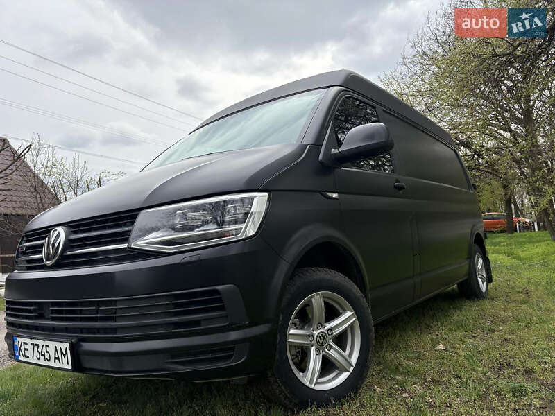 Вантажний фургон Volkswagen Transporter 2018 в Дніпрі