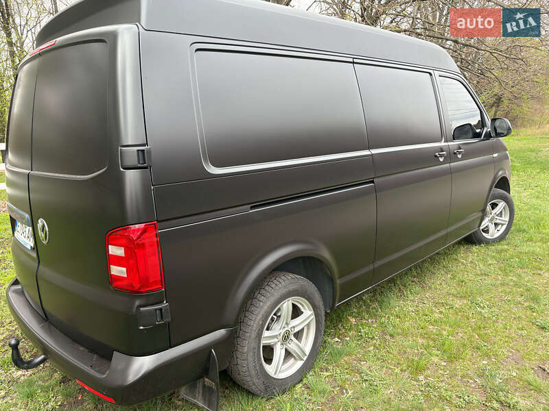 Вантажний фургон Volkswagen Transporter 2018 в Дніпрі