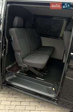 Минивэн Volkswagen Transporter 2019 в 