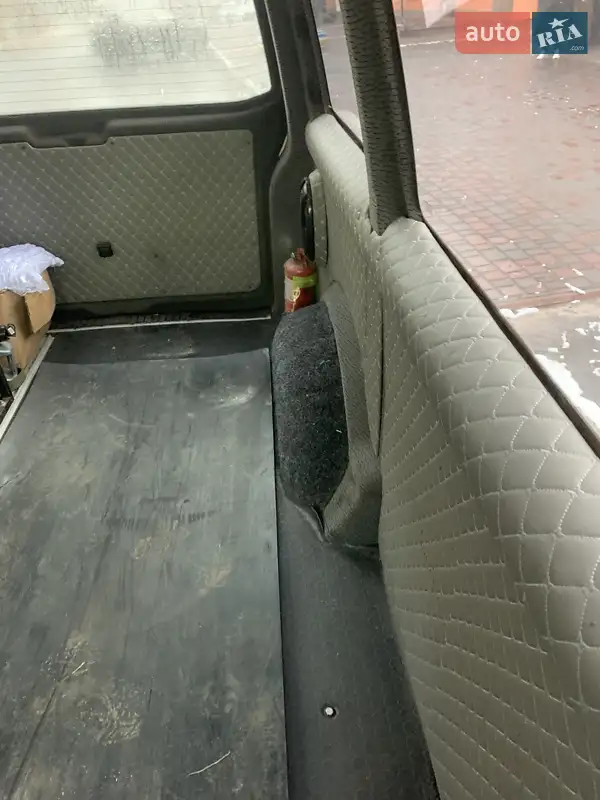 Мінівен Volkswagen Transporter 2005 в 