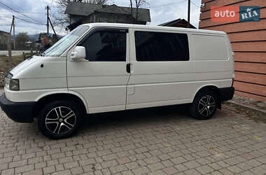 Минивэн Volkswagen Transporter 2000 в 