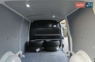 Вантажний фургон Volkswagen Transporter 2021 в 