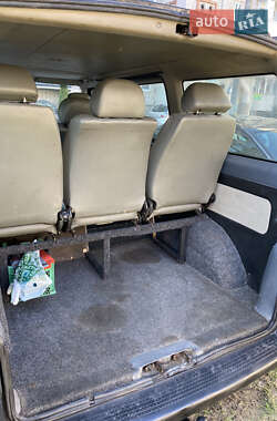 Мінівен Volkswagen Transporter 2003 в 