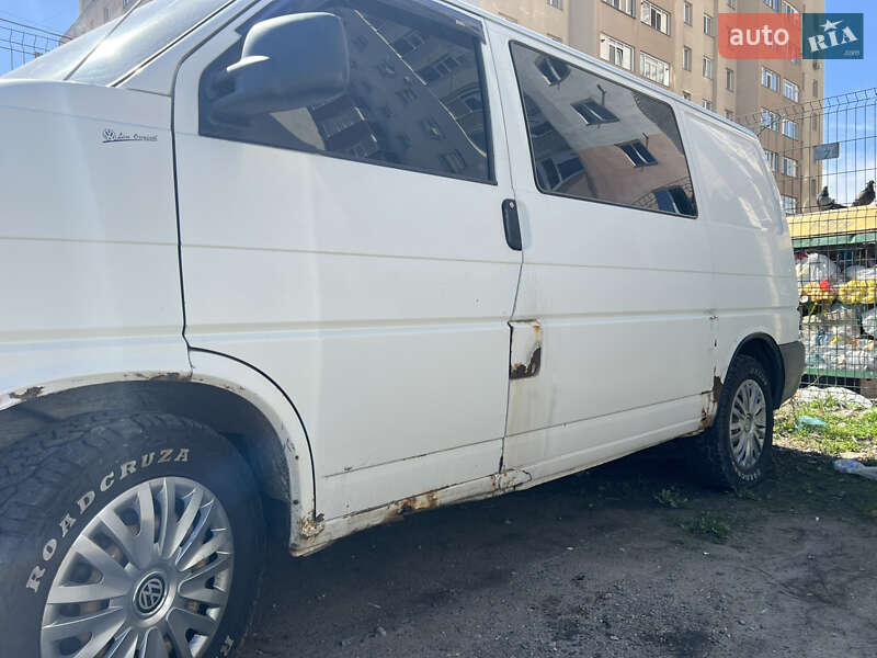 Мінівен Volkswagen Transporter 2001 в Сумах