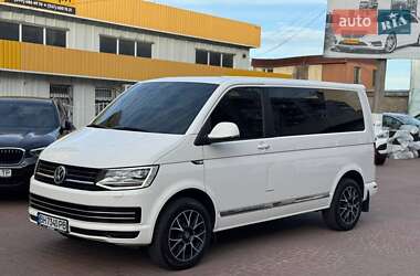 Минивэн Volkswagen Transporter 2015 в 