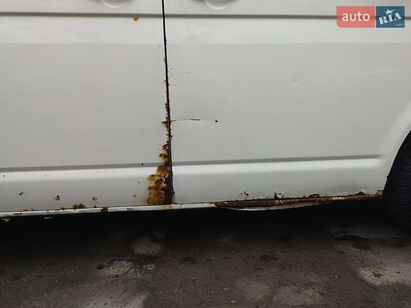 Мінівен Volkswagen Transporter 2005 в Києві