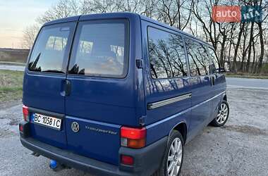 Минивэн Volkswagen Transporter 2000 в 