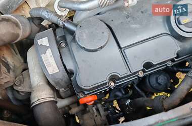 Минивэн Volkswagen Transporter 2007 в 