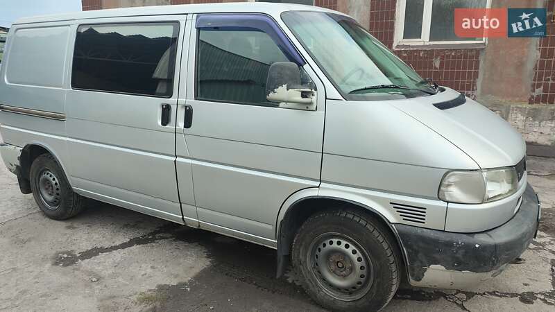 Мінівен Volkswagen Transporter 2003 в Кам'янському