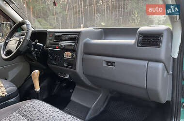Минивэн Volkswagen Transporter 1998 в 
