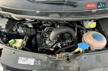 Минивэн Volkswagen Transporter 2010 в 