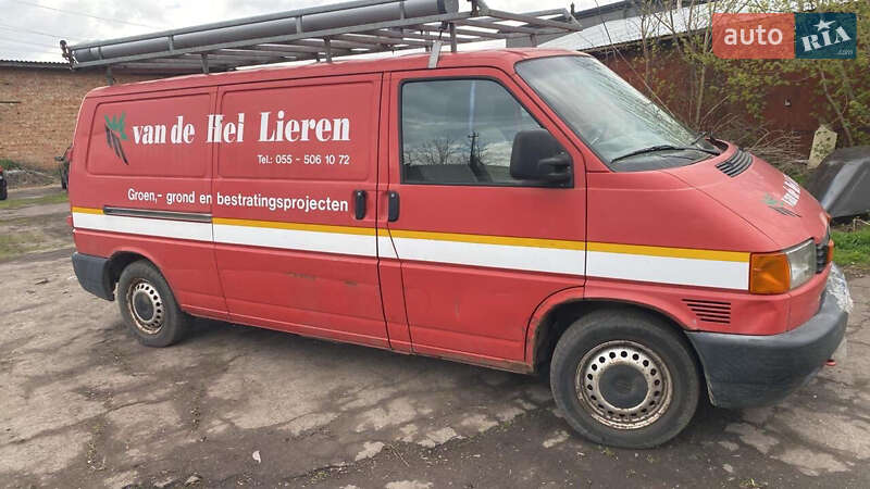 Грузовой фургон Volkswagen Transporter 2001 в 