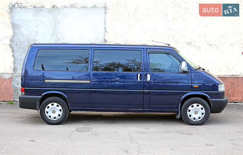 Мінівен Volkswagen Transporter 2000 в 