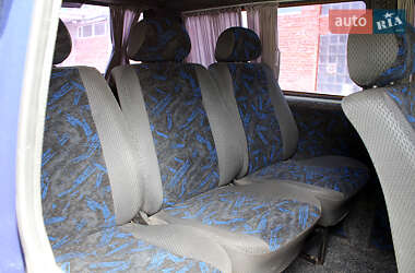 Мінівен Volkswagen Transporter 2000 в 
