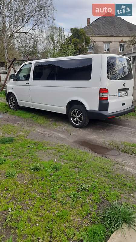 Минивэн Volkswagen Transporter 2015 в Рожище
