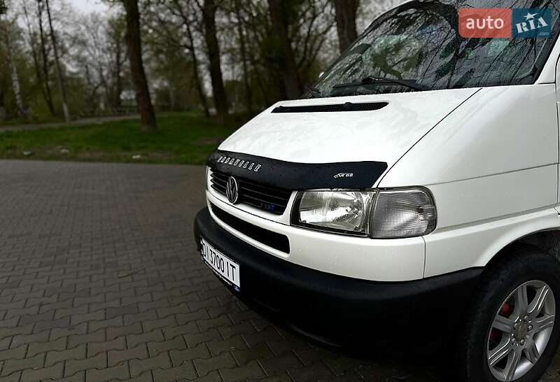 Минивэн Volkswagen Transporter 2003 в 