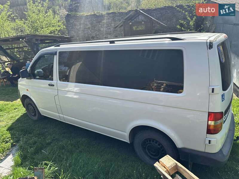 Минивэн Volkswagen Transporter 2006 в Хотине