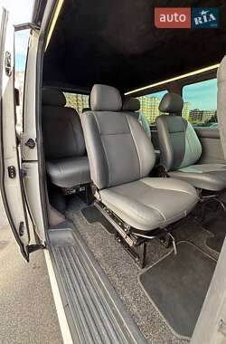 Минивэн Volkswagen Transporter 2005 в 