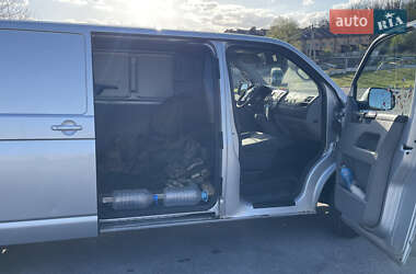 Грузовой фургон Volkswagen Transporter 2013 в 