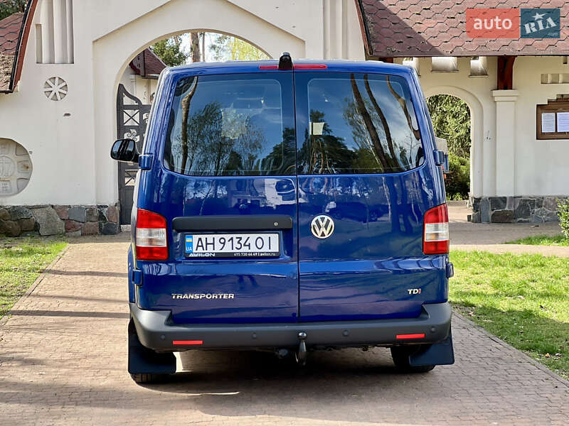 Минивэн Volkswagen Transporter 2012 в Киеве