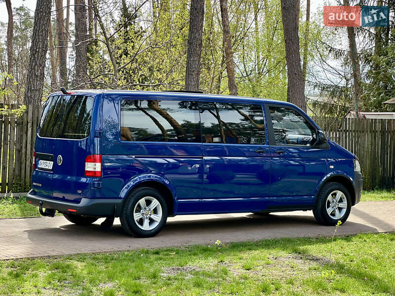 Минивэн Volkswagen Transporter 2012 в Киеве