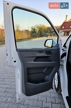 Грузовой фургон Volkswagen Transporter 2020 в 