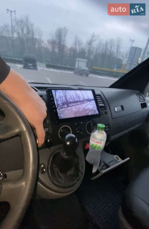 Вантажний фургон Volkswagen Transporter 2006 в Харкові