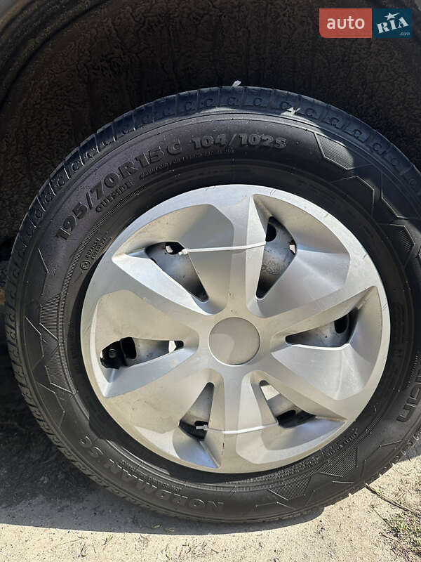 Минивэн Volkswagen Transporter 2001 в Харькове