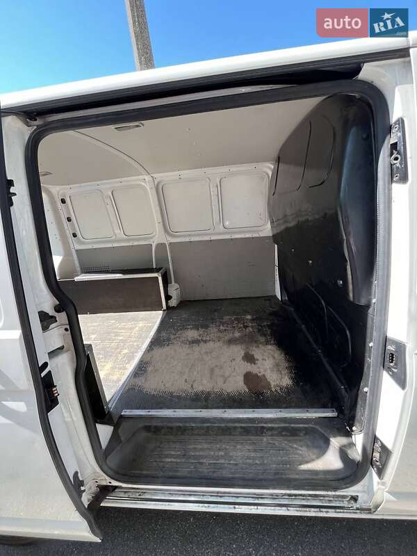 Грузовой фургон Volkswagen Transporter 2018 в Киеве