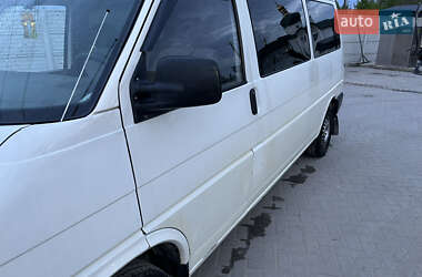 Минивэн Volkswagen Transporter 2000 в 