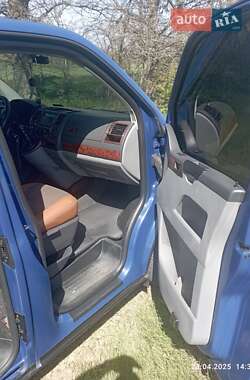 Мінівен Volkswagen Transporter 2007 в 