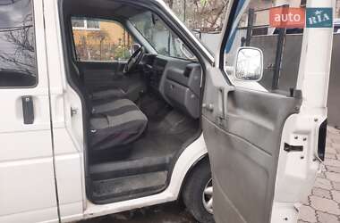 Мінівен Volkswagen Transporter 2002 в 