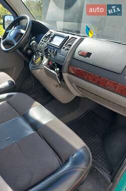 Минивэн Volkswagen Transporter 2004 в 