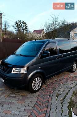 Минивэн Volkswagen Transporter 2004 в 
