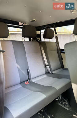 Минивэн Volkswagen Transporter 2017 в 