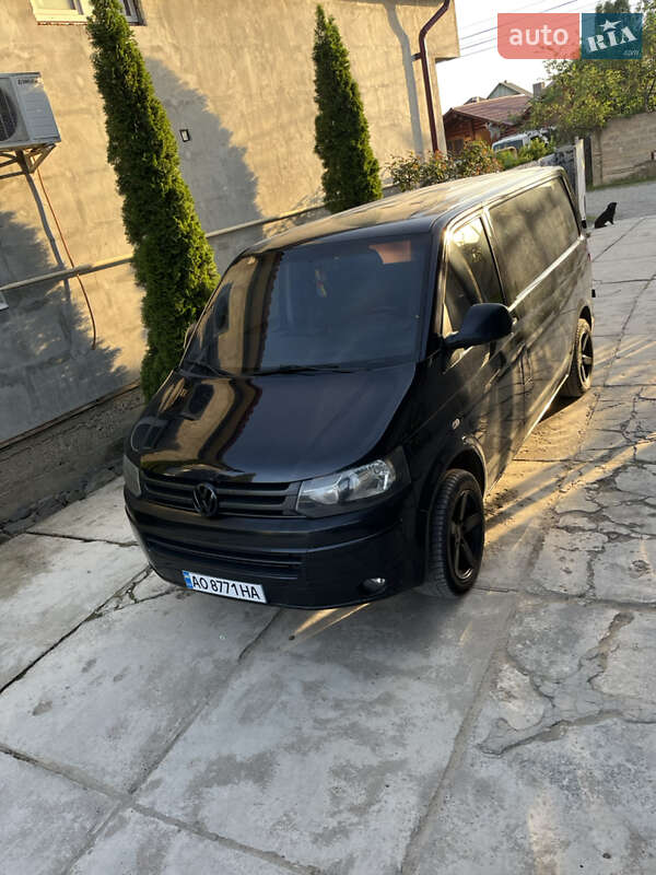 Volkswagen Transporter 2011