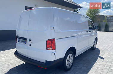 Грузовой фургон Volkswagen Transporter 2021 в 