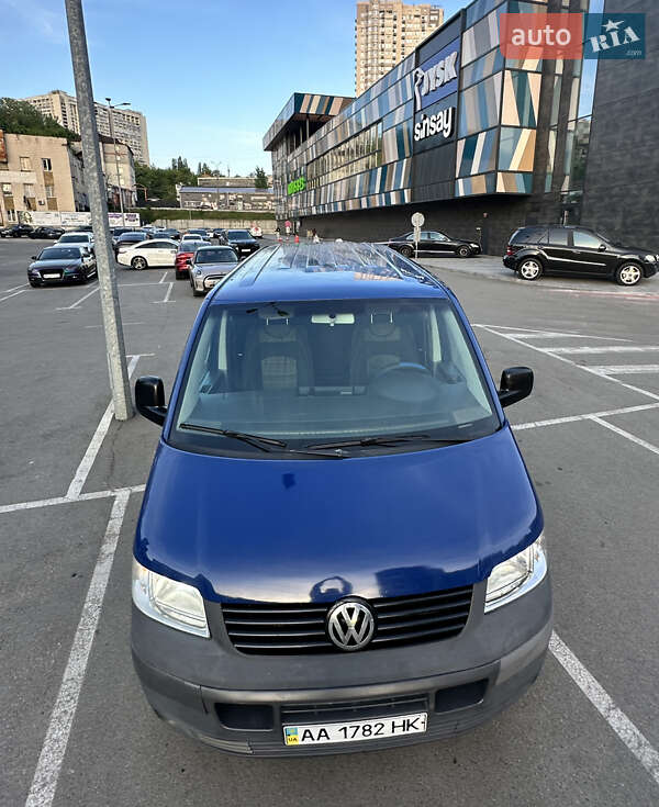 Минивэн Volkswagen Transporter 2003 в Киеве