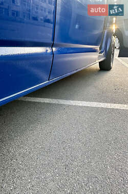 Мінівен Volkswagen Transporter 2003 в 