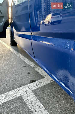 Мінівен Volkswagen Transporter 2003 в 