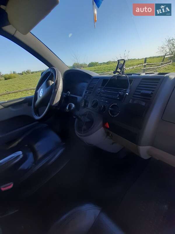 Минивэн Volkswagen Transporter 2008 в Сарнах