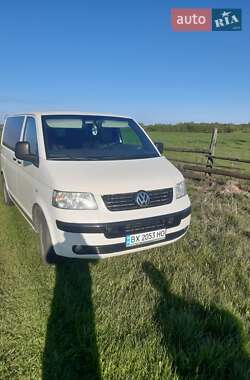 Мінівен Volkswagen Transporter 2008 в Сарнах