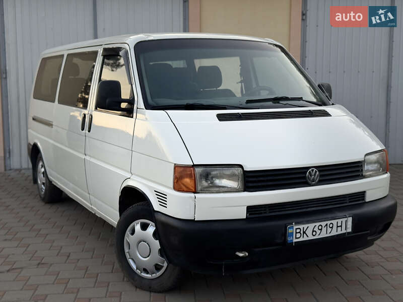 Минивэн Volkswagen Transporter 2002 в 